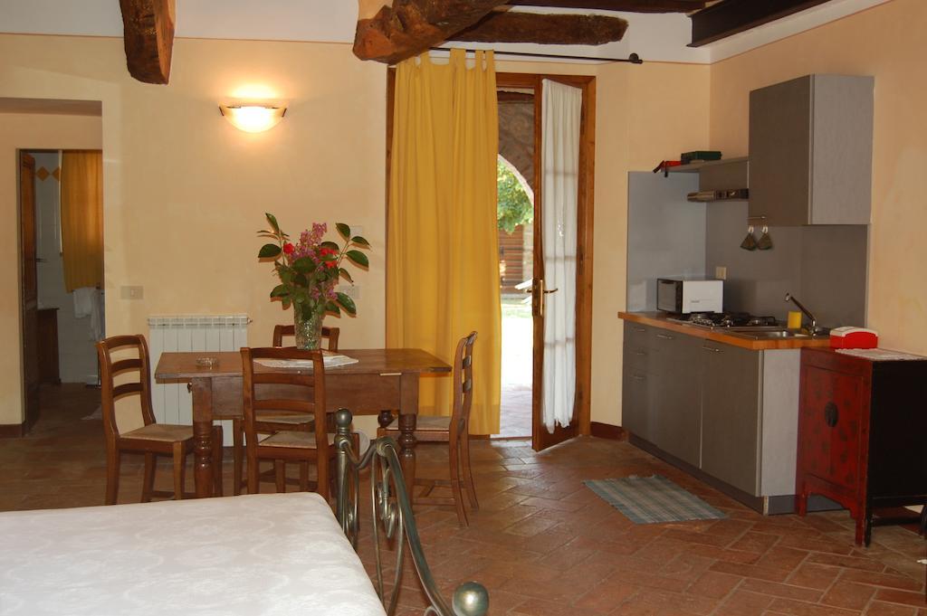 Agriturismo Casagrande Montepulciano Stazione 객실 사진