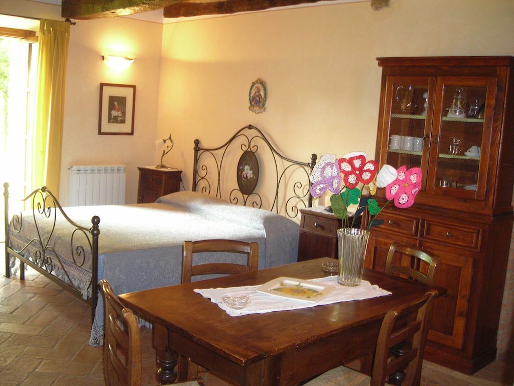 Agriturismo Casagrande Montepulciano Stazione 객실 사진